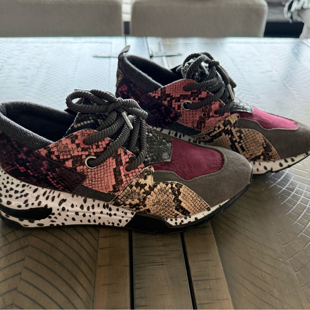 Steve Madden Cliff Sneakers